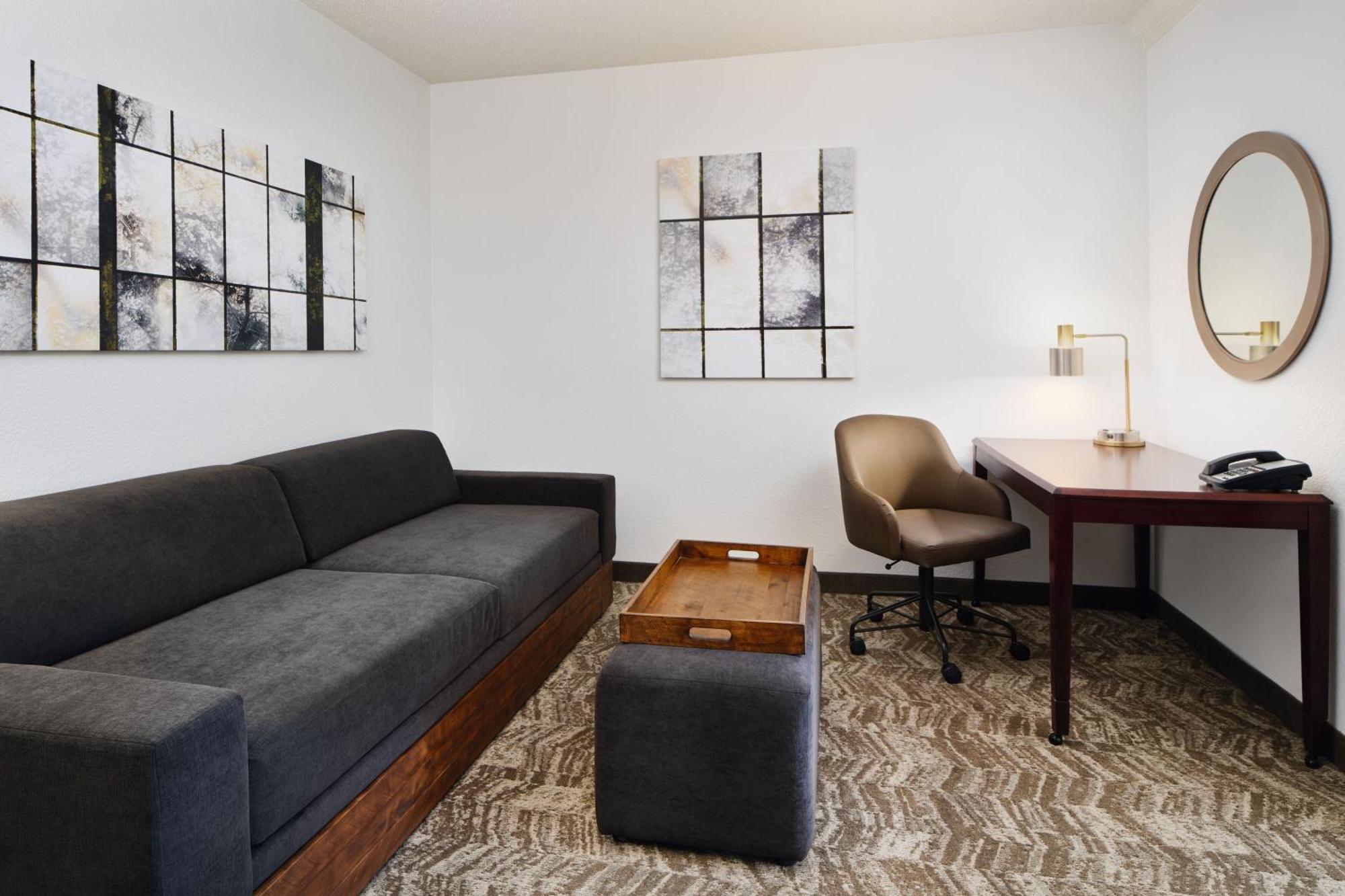 Springhill Boulder Hotel