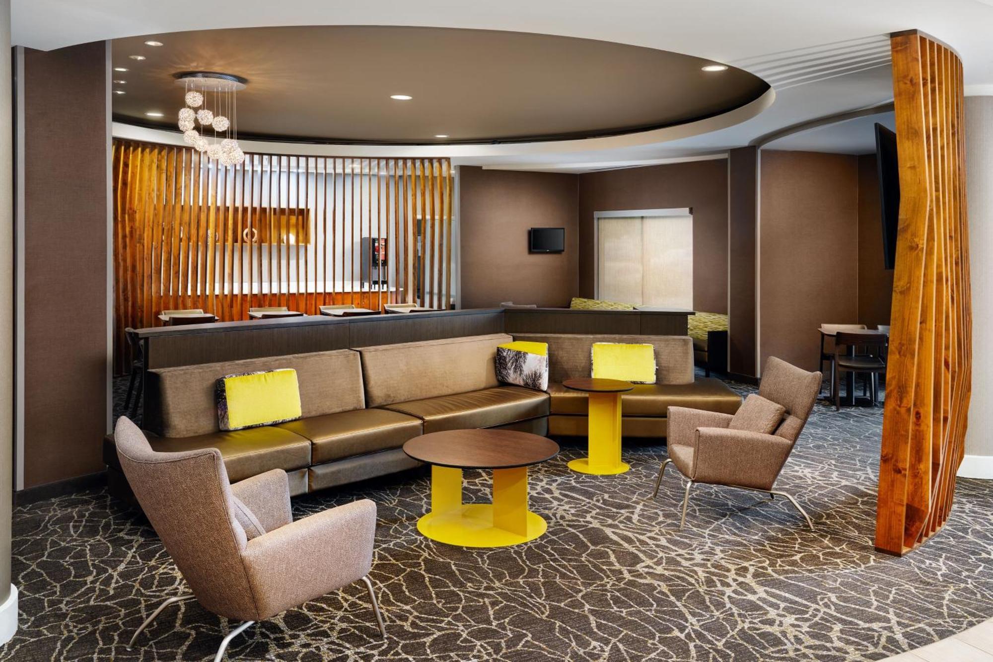 Hotel Springhill Boulder 3*